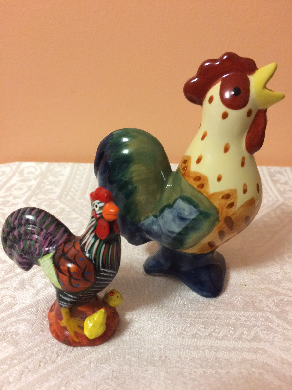 Porcelain  PFALTZGRAFF Rooster and small rooster with 2 chickens dans Art et objets de collection  à Ville de Montréal