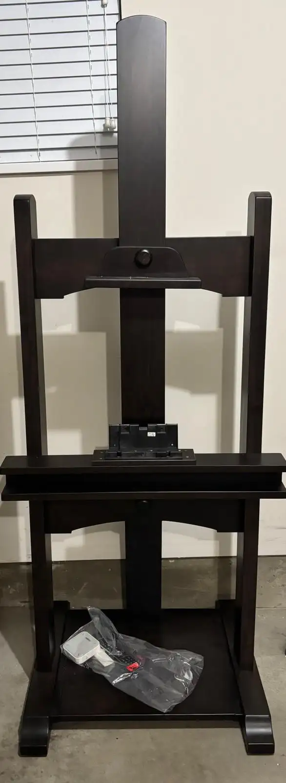 Dark Brown Wooden Tv Cabinet with a Samsung TV in General Electronics in Delta/Surrey/Langley - Image 3