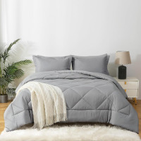 New 3 Piece Reversible Comforter Set • Q $70 • Light Grey