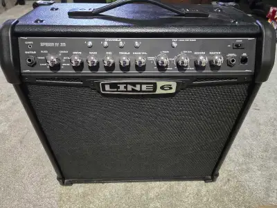 Line 6 Spider IV 30 Combo, View more
