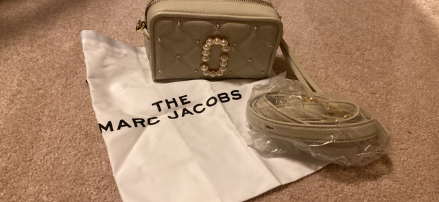 Marc Jacob bag in Women's - Bags & Wallets in Edmonton