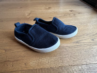 Toddler Slip On Shoes Size 7.5