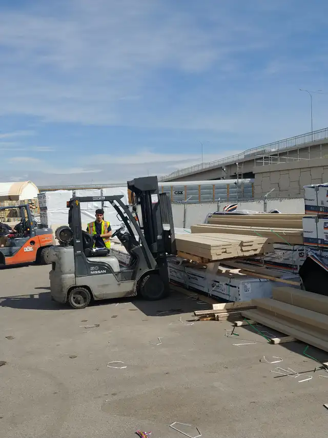 BC ↔ CALGARY HOTSHOT & CUSTOM TRANSPORT in Cargo & Utility Trailers in Kamloops - Image 6