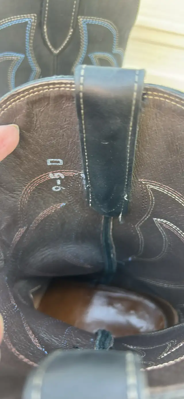 Cowboy boots men’s in Other in Calgary - Image 4