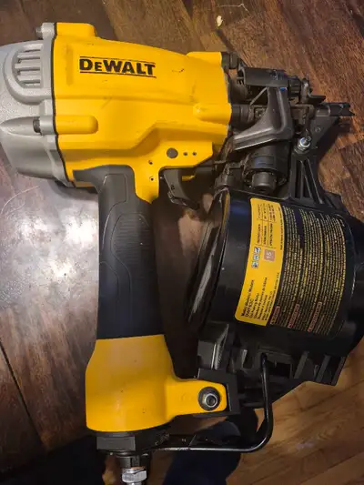 I'm selling a used DeWalt DWFR83C coil framing nailer, perfect for your construction needs. It drive...