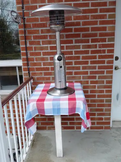 CHAUFFE-TERRASSE AU PROPANE FIRE SENSE, View more