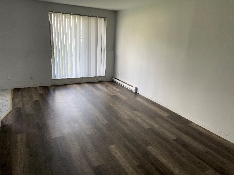 5 1/2 Chauffé Éclairé Très bien situé Locations longue durée Trois