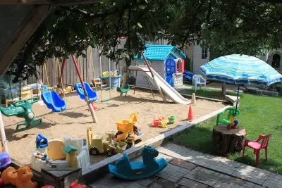 Henriette’s Bilingual Home Daycare — Alta Vista Area (Private, non-subsidized childcare) Are you loo...