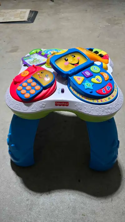Great for the little ones. $10. Located between Tillsonburg and Aylmer.