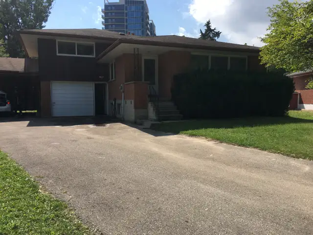 7 Rooms Student rental housing near University of waterloo