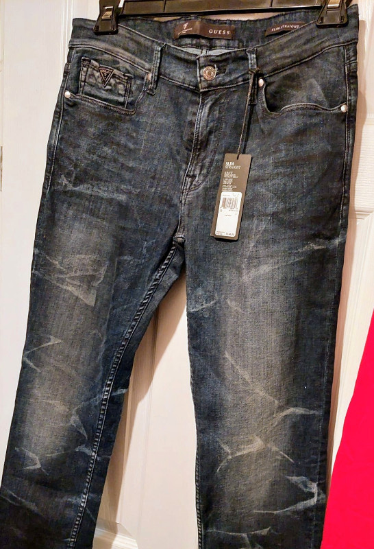 Guess Slim Straight Men's Jeans - Brand New-32 in Men's in City of Toronto