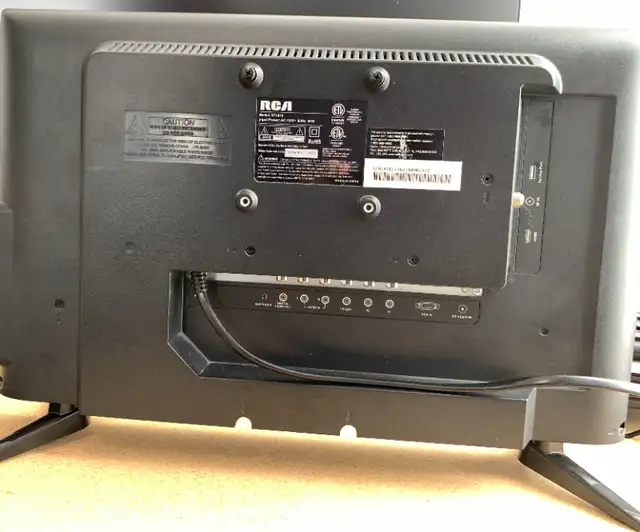 TV HD 19" in TVs in City of Montréal - Image 3