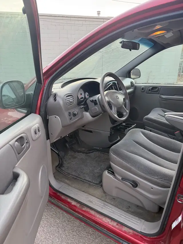 2002 Dodge Caravan573329924487260164
