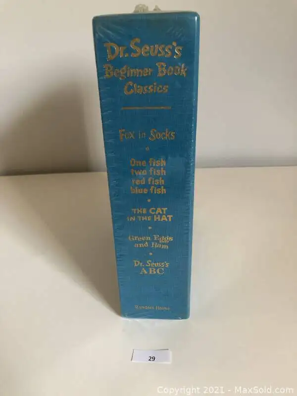 Dr. Seuss's Beginner Book Classics Commemorative set in Children & Young Adult in Mississauga / Peel Region - Image 3