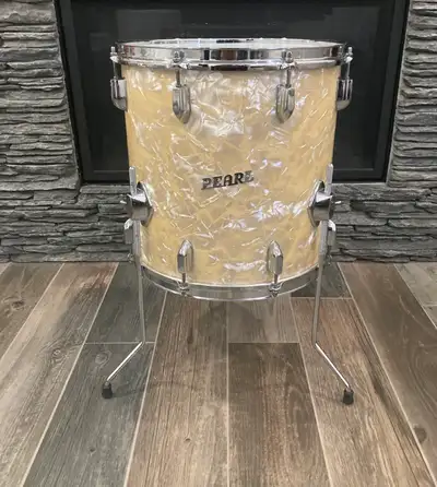 Pearl Drums Vintage 14x14 Floor Tom, View more