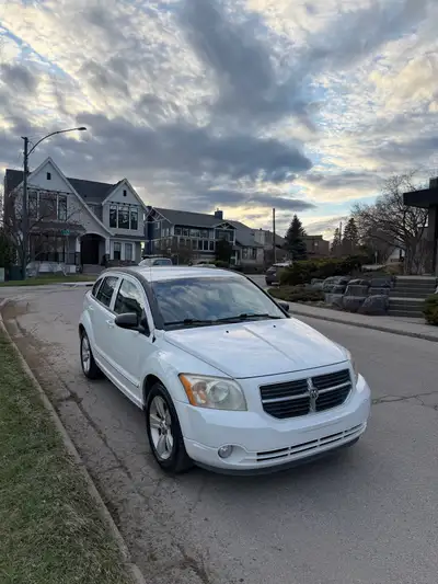 2011 Dodge Caliber - One season old tires - Smooth engine and transmission - Aux - Well maintained -...