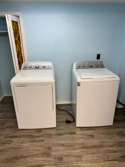 Like New Top load washer and dryer matching set, View more