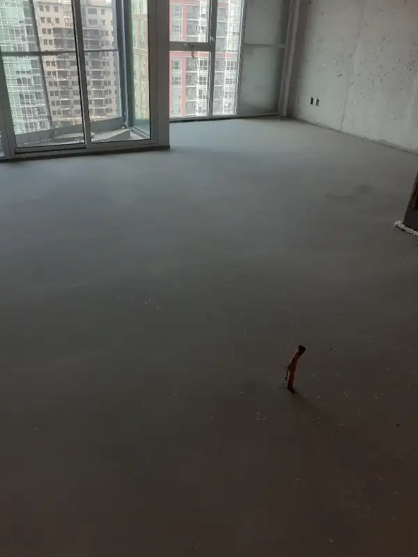 Self-Leveling/ Concrete Grinding in Construction & Trades in Hamilton - Image 4