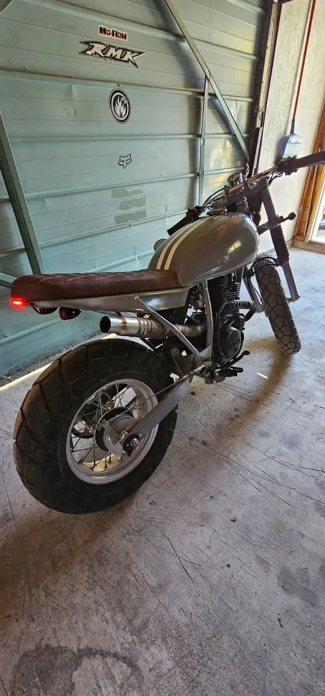 Selling  custom yamaha tw200 in Street, Cruisers & Choppers in Calgary - Image 2