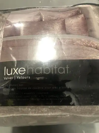 Velvet King Duvet Set New , View more