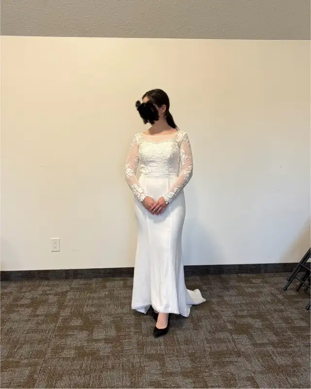 Wedding Dress in Wedding in Saskatoon - Image 9