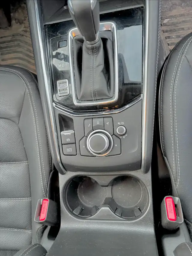 Lease Takeover - 2024 Mazda CX-5 GT in Cars & Trucks in Oshawa / Durham Region - Image 10