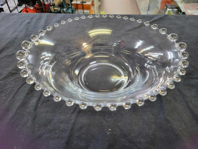 Candlewick Clear Glass with Bubble Edge Pieces ***INFO IN ADD*** in Arts & Collectibles in Ottawa