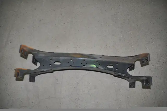 Freightliner HD nouveau new crossmember camion truck in Other in Victoriaville - Image 3