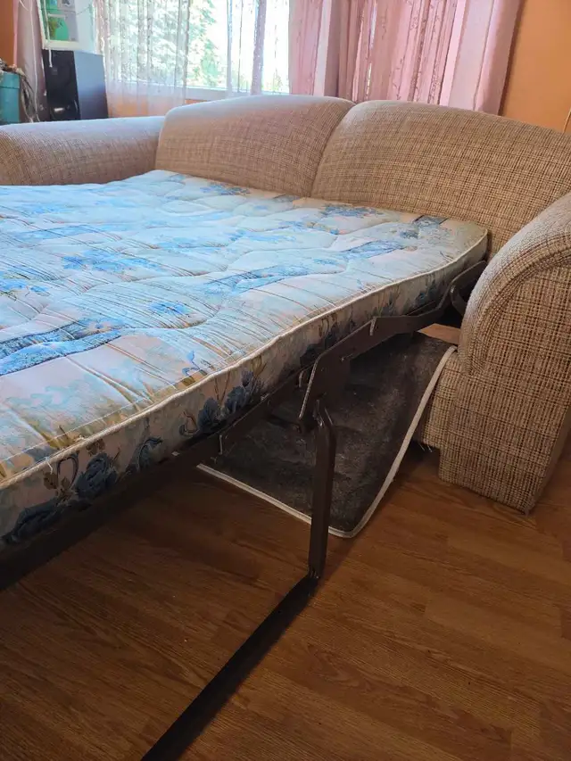 Pull-out sofa bed524415485220628482