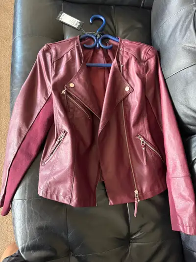 Vero Moda women’s leather jacket brand new, View more