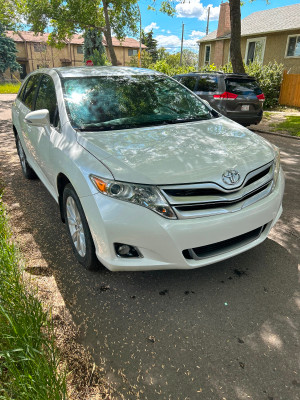 2016 Toyota Venza LE