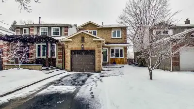 Rental – Entire Detached Home | Rosewood Crt, Whitby) - 3 BEDROOM AND 3 BATHROOM ✨ Home Features Bea...