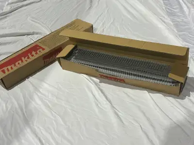 Two boxes of Makita collated wood screws for auto-feed screw guns. Ideal for drywall, decking, frami...