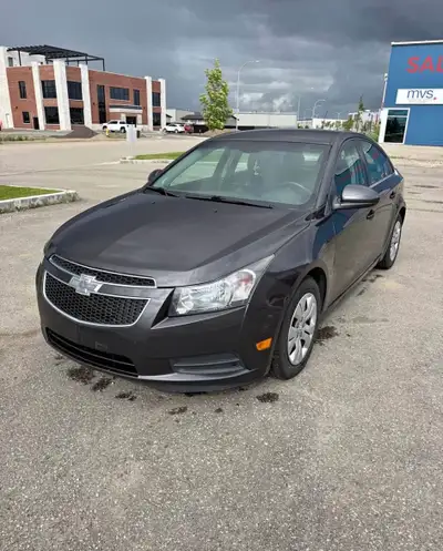 2014 Chevrolet Cruze The vehicle runs and drives great. Front struts replaced Front breaks done Oil...