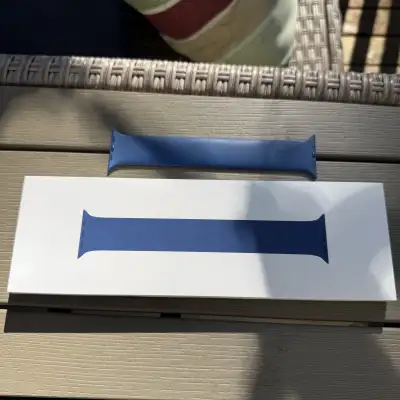 Apple Watch 45mm Ocean Blue Solo Loop - Size 6, View more