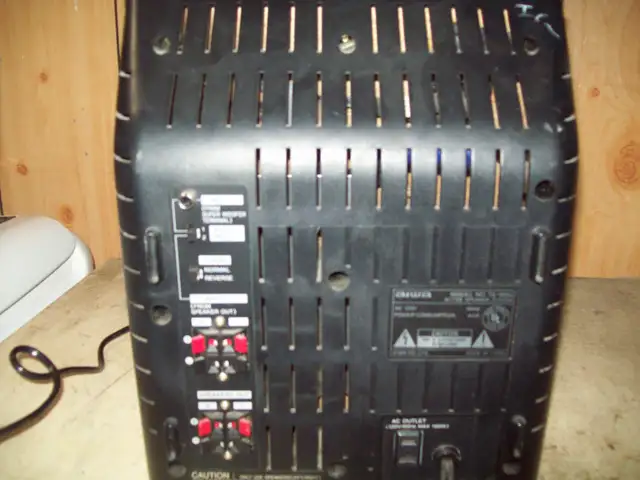 Aiwa active power subwoofer555210960159395842