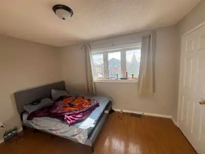 * Upper floor room available for rent (male only) near Heartland Town Center in Mississauga ** Rent...