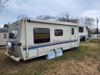 For sale 1994 5th wheel