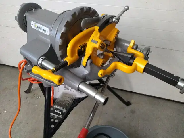 New 300 Pipe Threading Machine Threader with Two Die Heads!62863728465793122