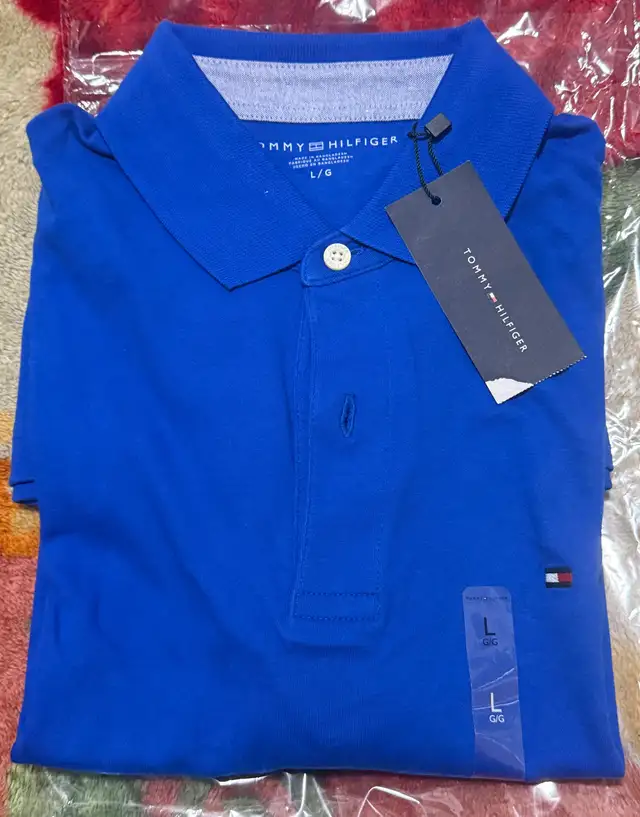 Tommy Hilfiger Men's Slim Fit Stretch Pique Polo Shirt in Men's in Oshawa / Durham Region - Image 4