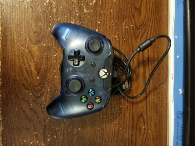 Xbox Wired Controller - Midnight Blue in PC Games in City of Toronto - Image 4