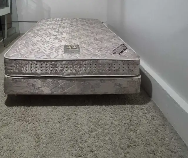 FREE DELIVERY Queen Size Mattress and Boxspring with Bedframe in Beds & Mattresses in Vancouver - Image 5