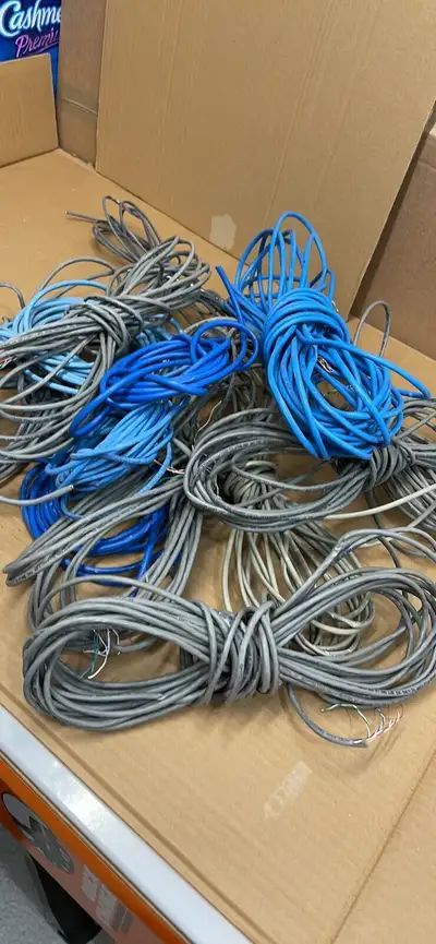 Network cables that can be used for telephone wire Various lengths up to 50 feet Lengths up to 20 fe...