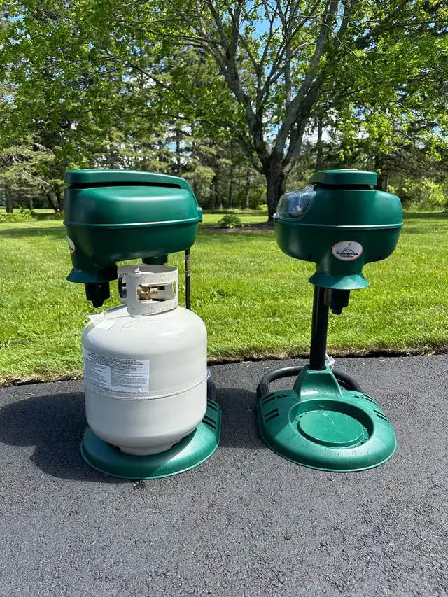 Mosquito Traps - 2 x Patriot Plus Machines with Extras! 62863738153218122