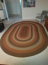 TAPIS TRESSÉ BRUN