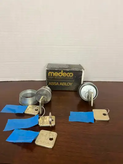ATTENTION LOCKSMITHS, PROPERTY MANAGERS, CONTRACTORS Selling two genuine Medeco³ (M3) high‑security...