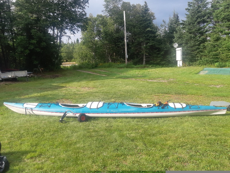 Kayak de mer tandem en fibre de verre Sports nautiques