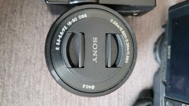 Sony Nex-6 camera & Tamron 18-200mm lense in Cameras & Camcorders in Calgary - Image 3