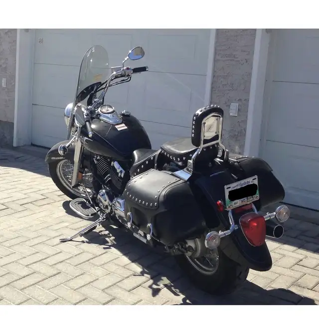 Yamaha V-Star 650 Classic in Street, Cruisers & Choppers in Winnipeg - Image 4