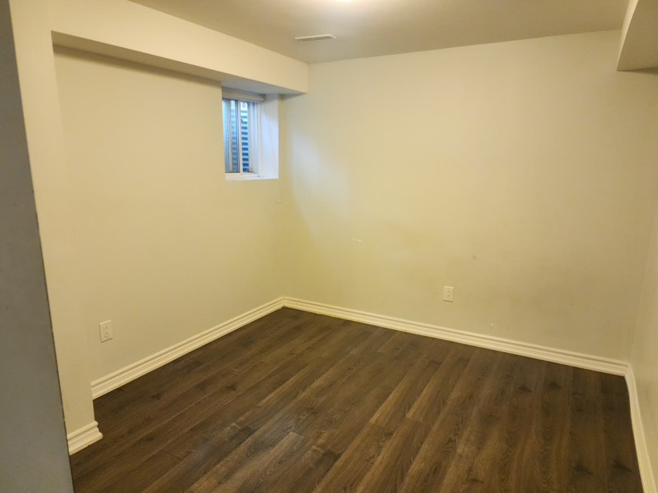 2 Bed Basement for rent avaliable 4